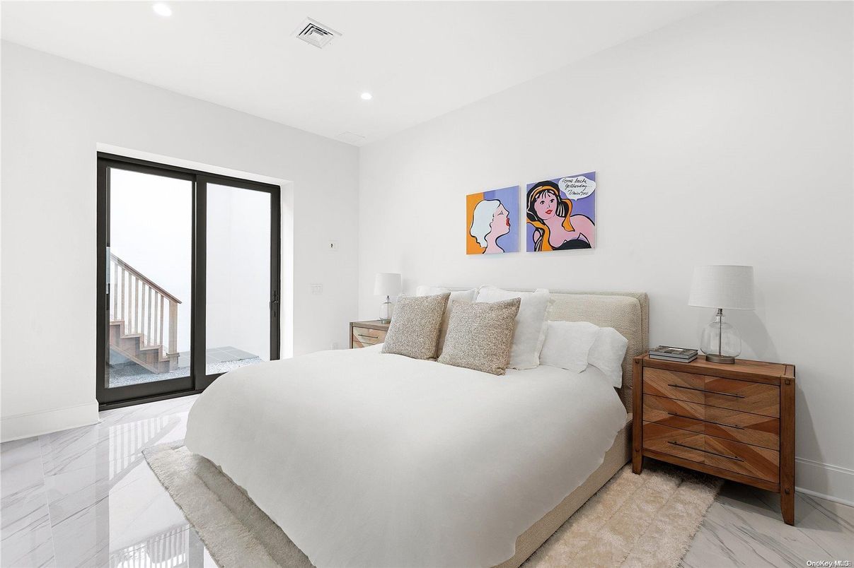 Bedroom, Interior, Marble, Recessed Lighting