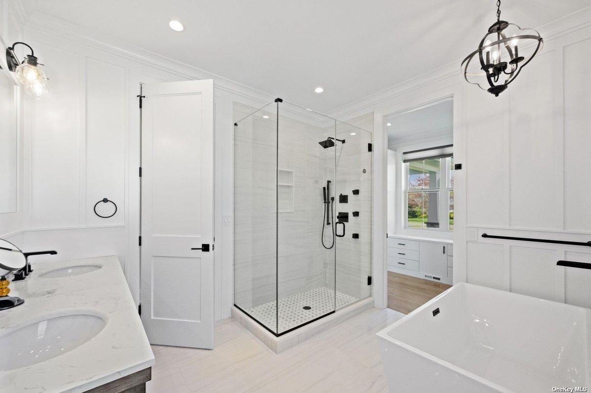 Bathroom, Dual Sink Vanities, Free Standing Baths, Glass Shower, Interior, Pendant Lights, Recessed Lighting