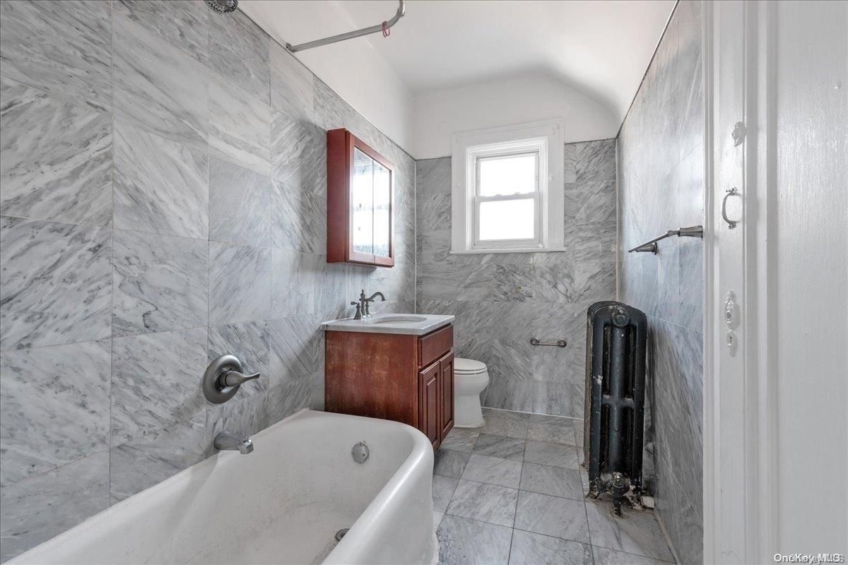 Bathroom, Interior, Marble Walls