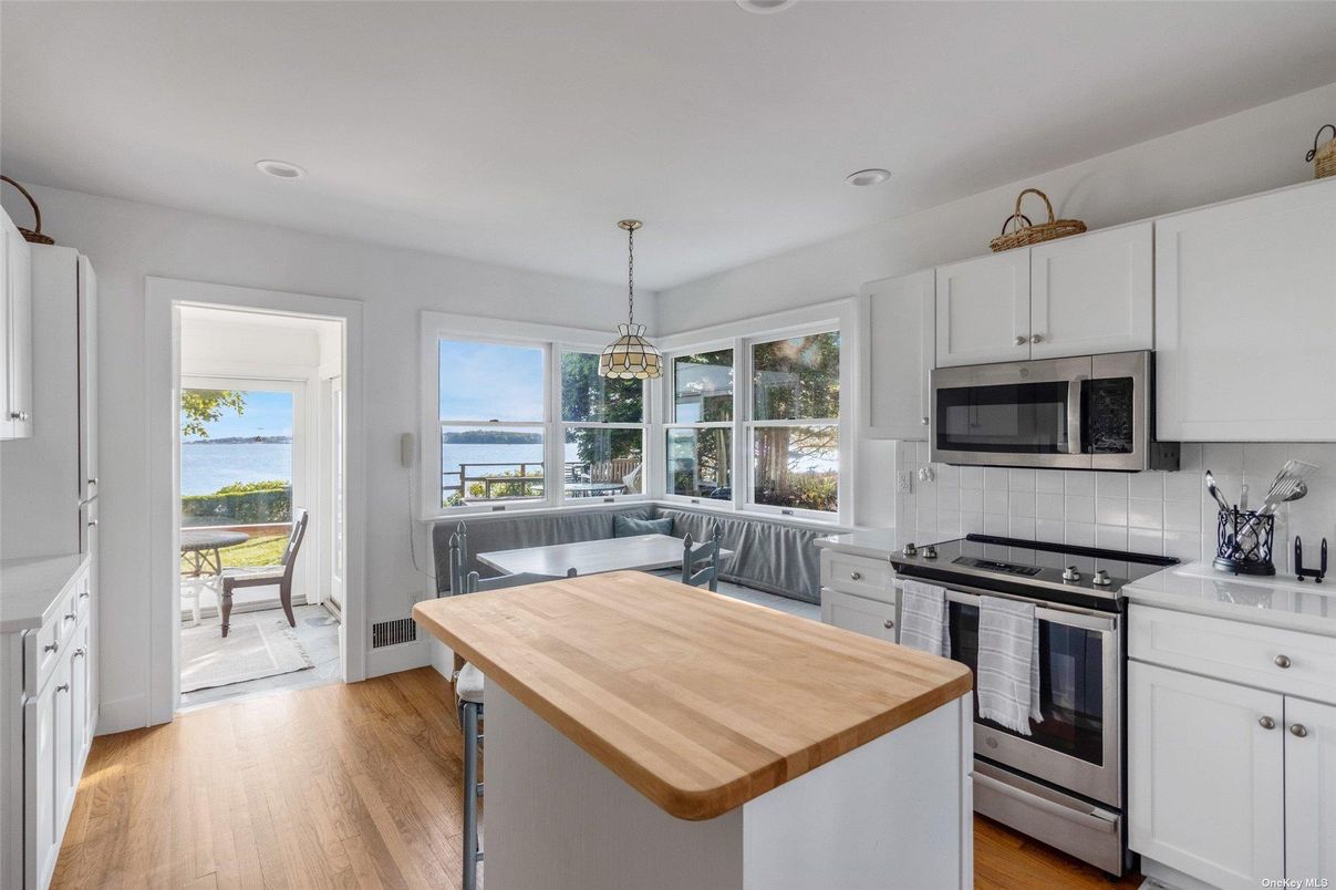 Interior, Kitchen, Pendant Lights, Recessed Lighting, Stainless Steel Appliances, Water, Wood Texture Flooring