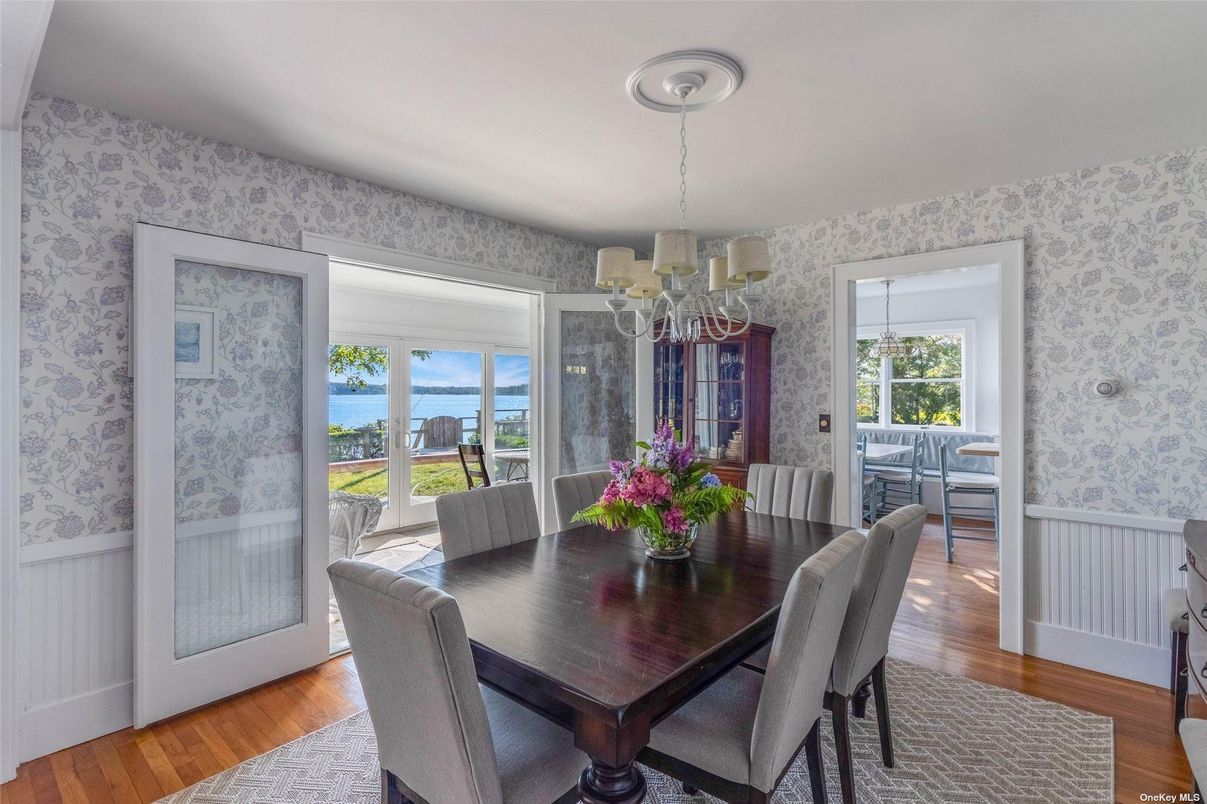 Chandelier, Dining room, Interior, Water, Wood Texture Flooring