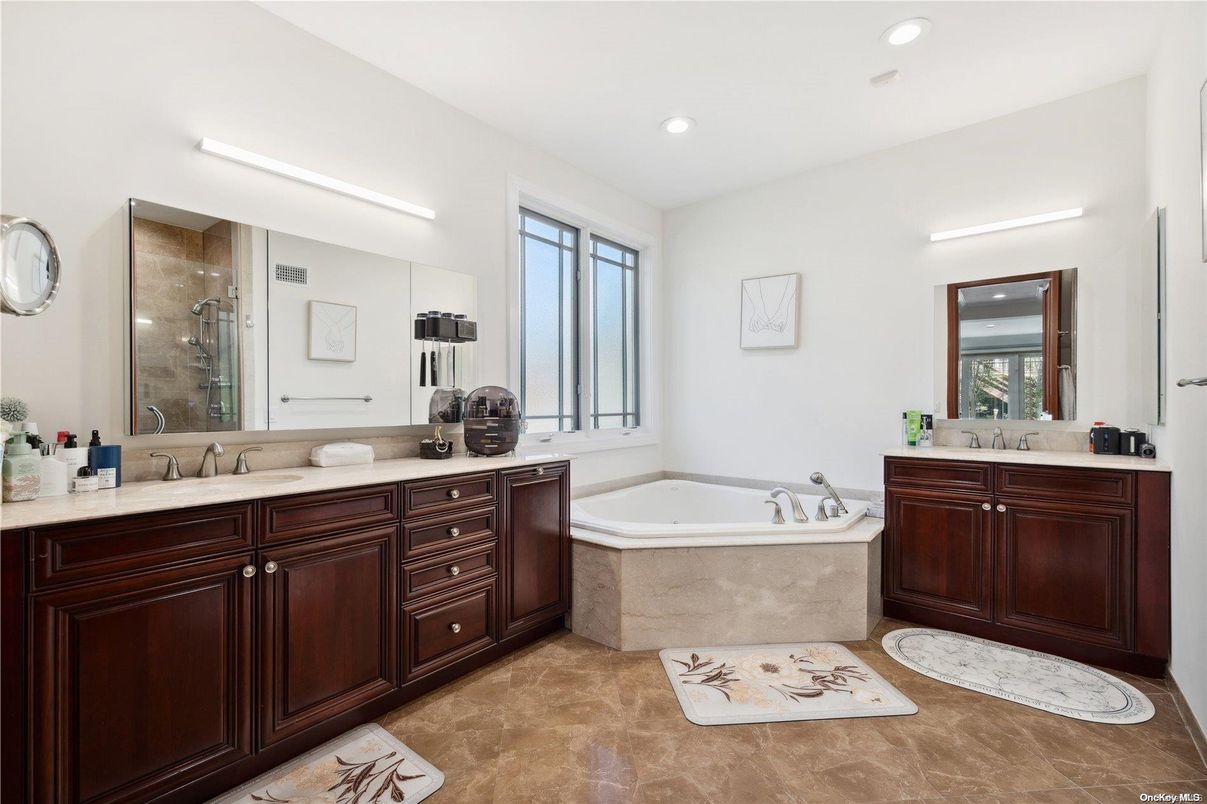 Bathroom, Dual Sink Vanities, Glass Shower, Interior, Recessed Lighting