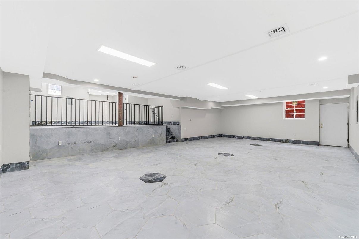 Interior, Marble, Recessed Lighting