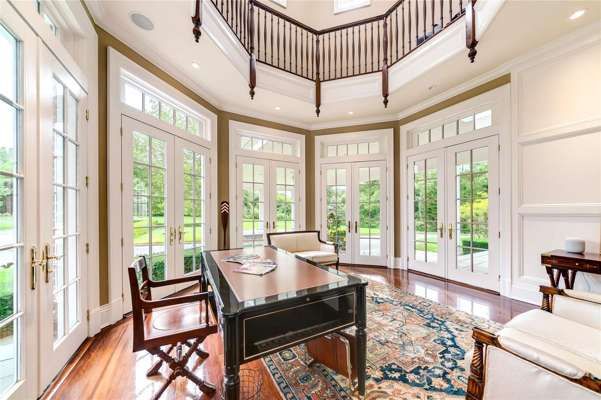 Home Office, Interior, Recessed Lighting, Wood Texture Flooring