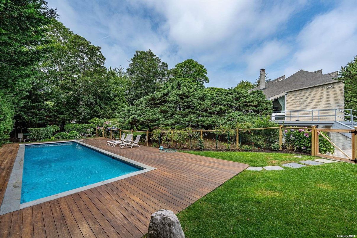 Backyard, Exterior, Pool