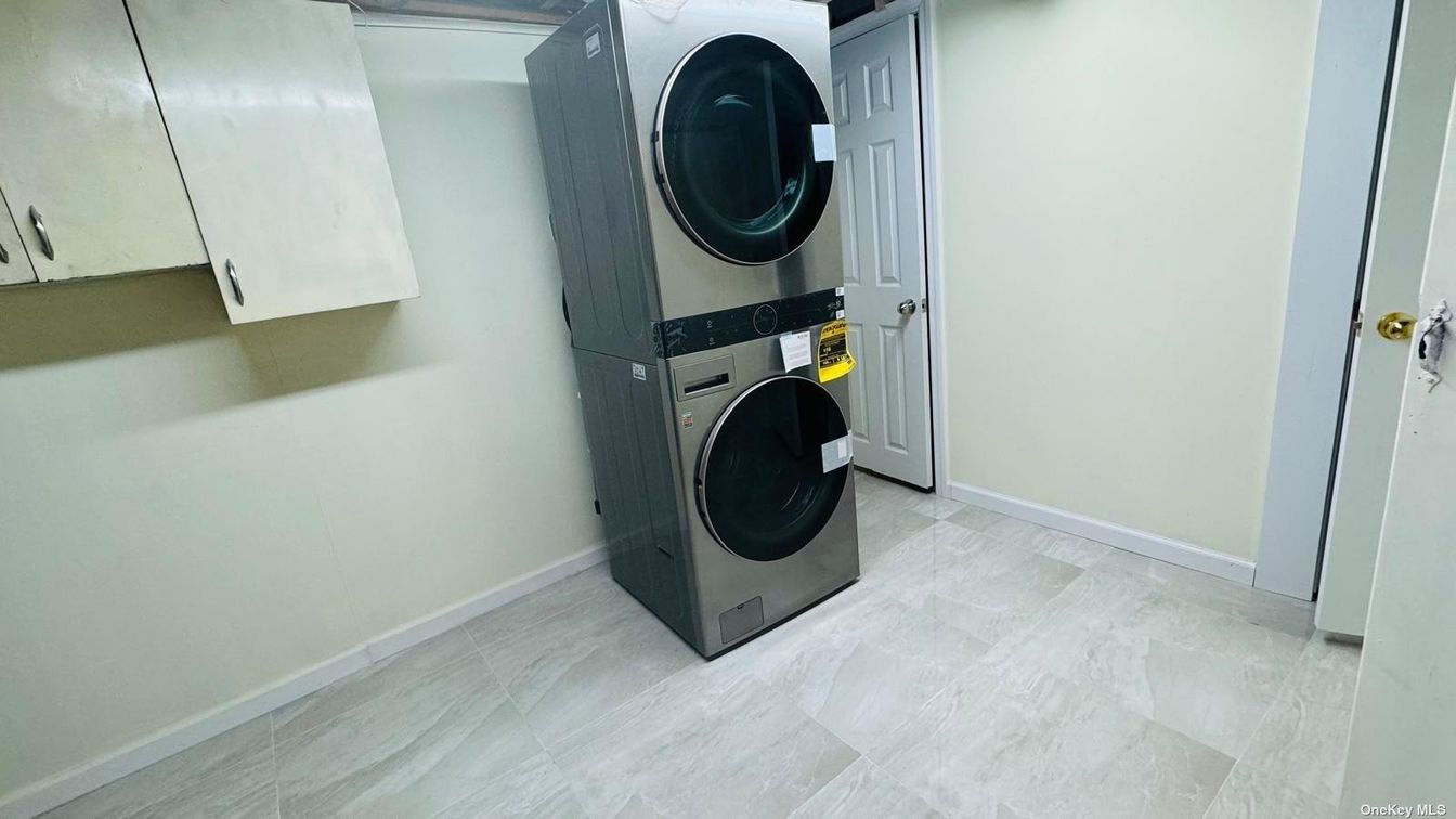 Interior, Utility Closets, Washer
