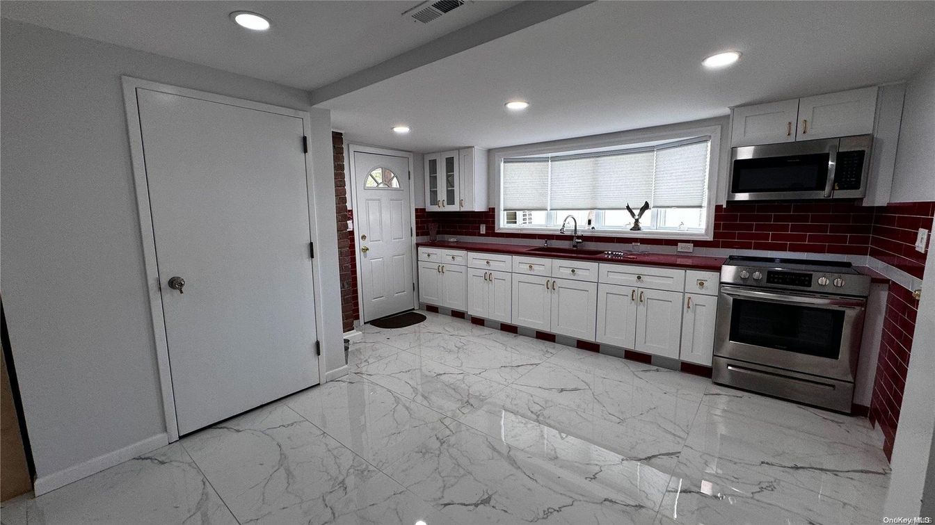 Interior, Kitchen, Marble, Recessed Lighting, Stainless Steel Appliances