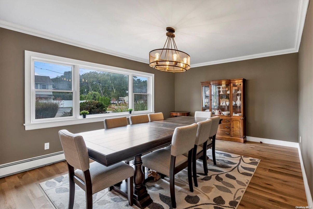 Chandelier, Dining room, Interior, Wood Texture Flooring
