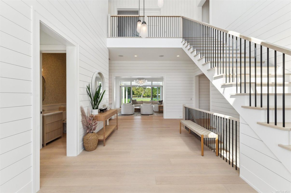 Interior, Pendant Lights, Recessed Lighting, Wood Texture Flooring