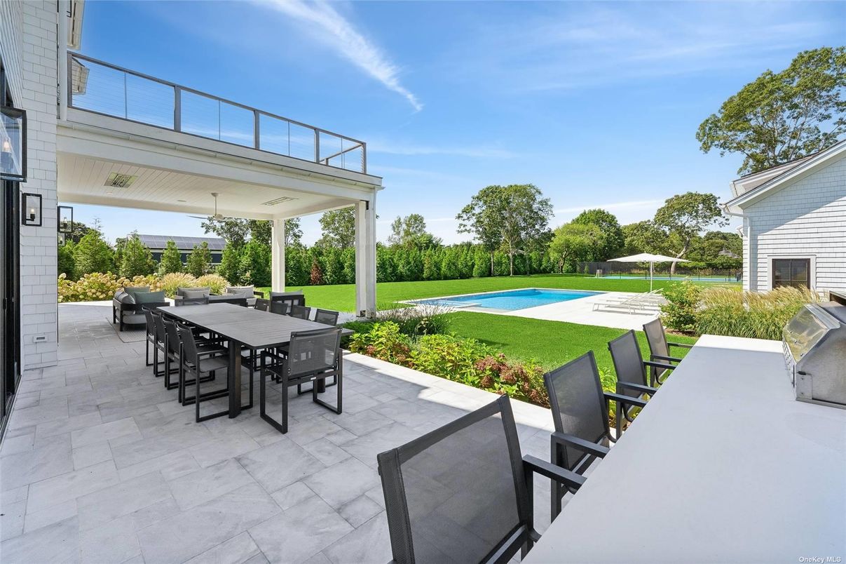Backyard, Exterior, Pool