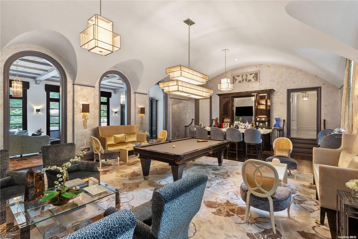 Billiard Table, Dining room, Game Room, Interior, Living room, Pendant Lights