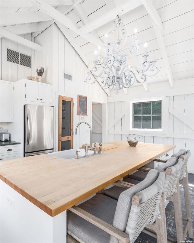 Chandelier, Interior, Kitchen