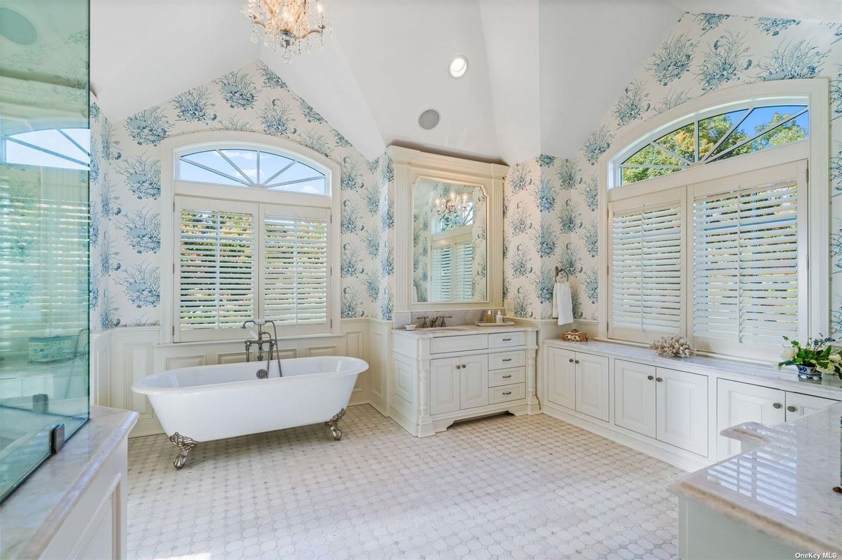 Bathroom, Chandelier, Dual Sink Vanities, Free Standing Baths, Interior, Recessed Lighting