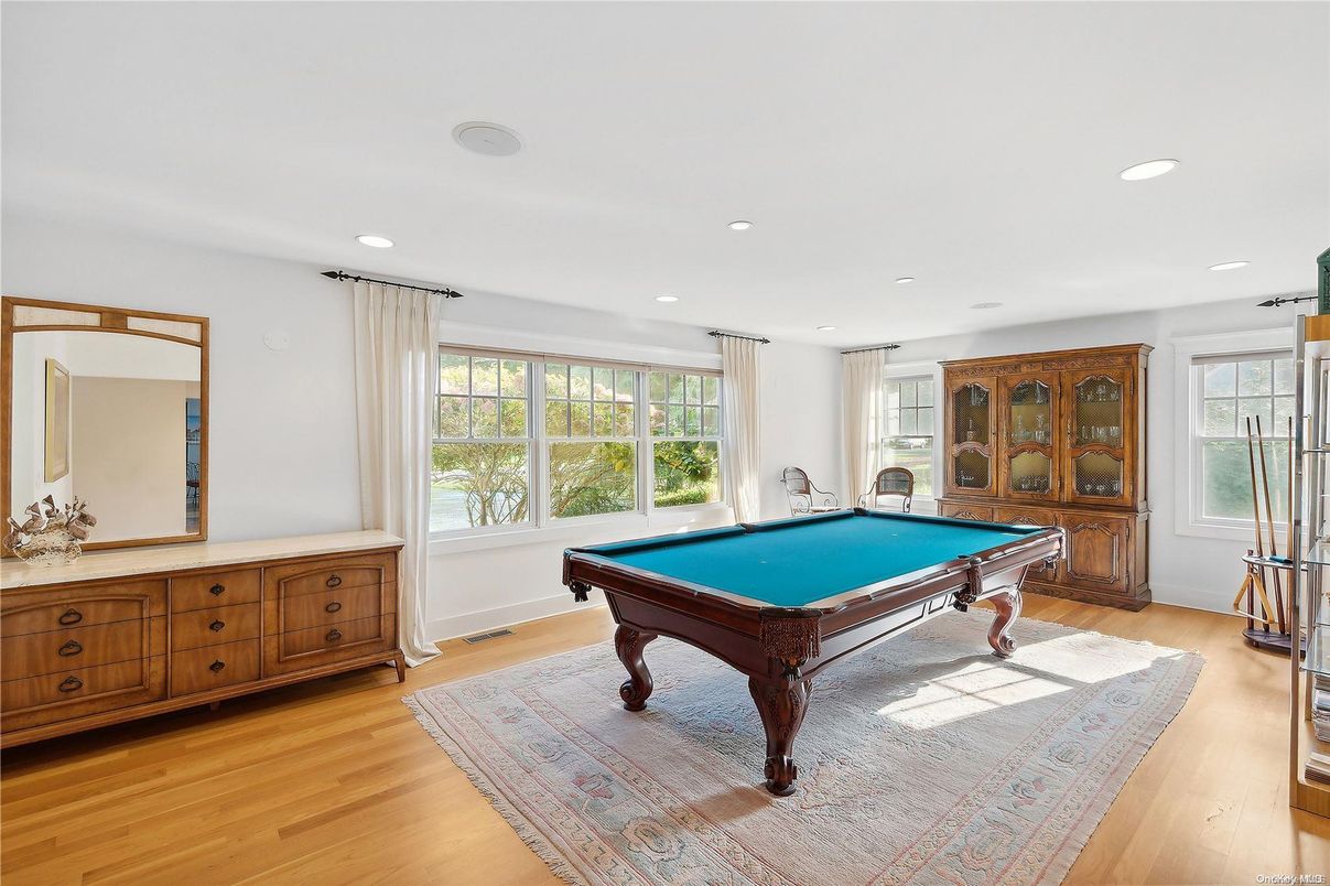 Billiard Table, Game Room, Interior, Recessed Lighting, Wood Texture Flooring