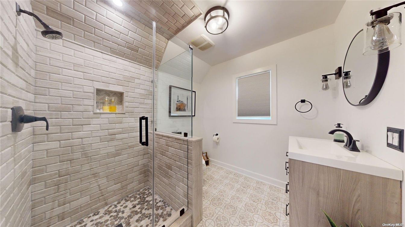 Bathroom, Interior, Stone Walls