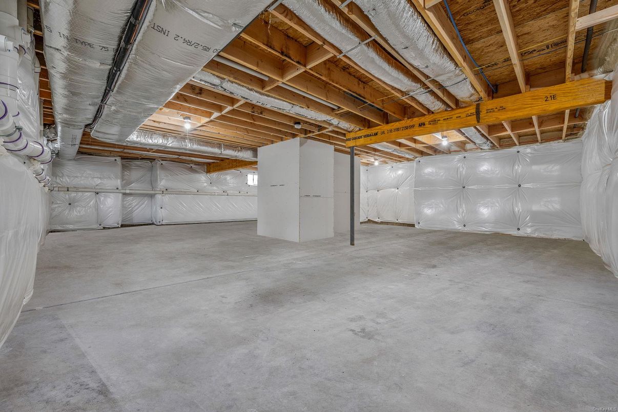 Garage, Interior, Wooden Beams, Wooden Ceilings