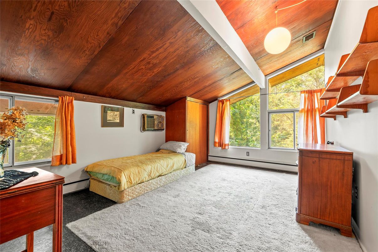 Bedroom, Interior, Pendant Lights, Wooden Ceilings