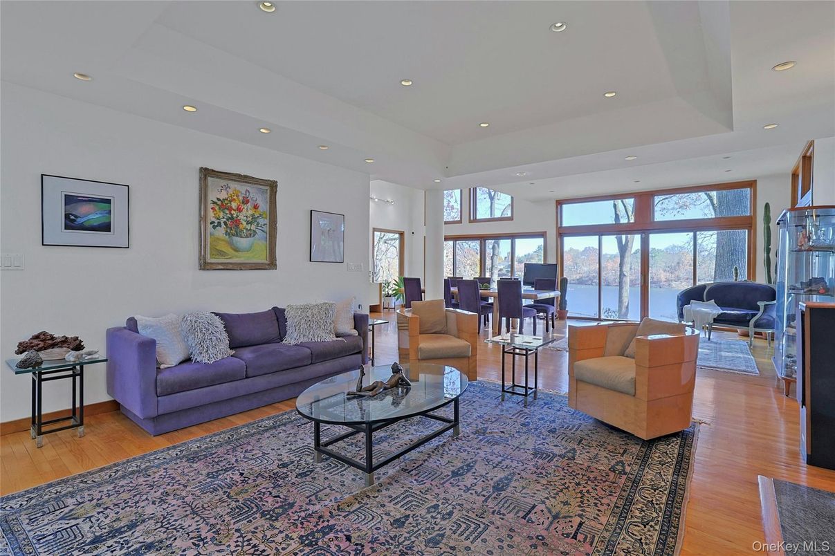 Dining room, Interior, Living room, Recessed Lighting, Wood Texture Flooring