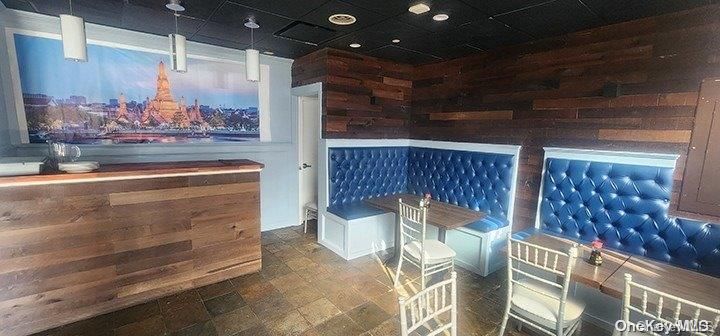 Interior, Pendant Lights, Recessed Lighting, Wooden Walls