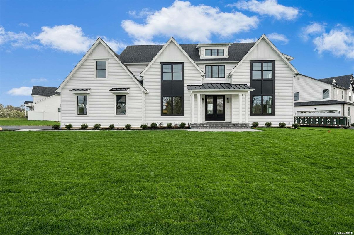 Backyard, Exterior, Facade, Farmhouse