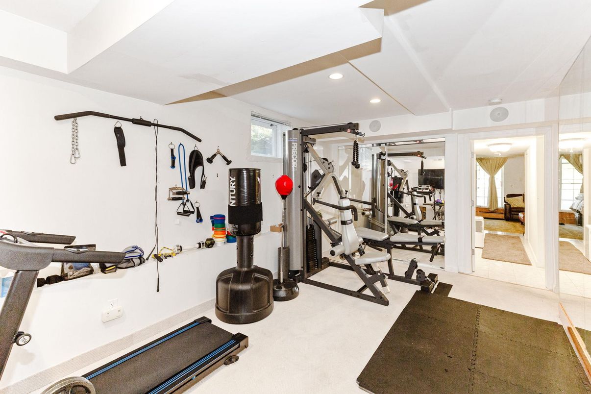Fitness Equipment, Interior, Recessed Lighting