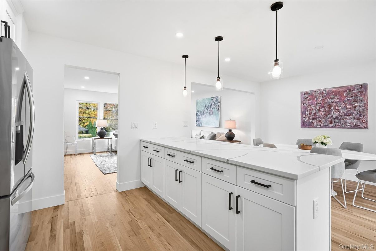 Dining room, Interior, Pendant Lights, Recessed Lighting, Wood Texture Flooring