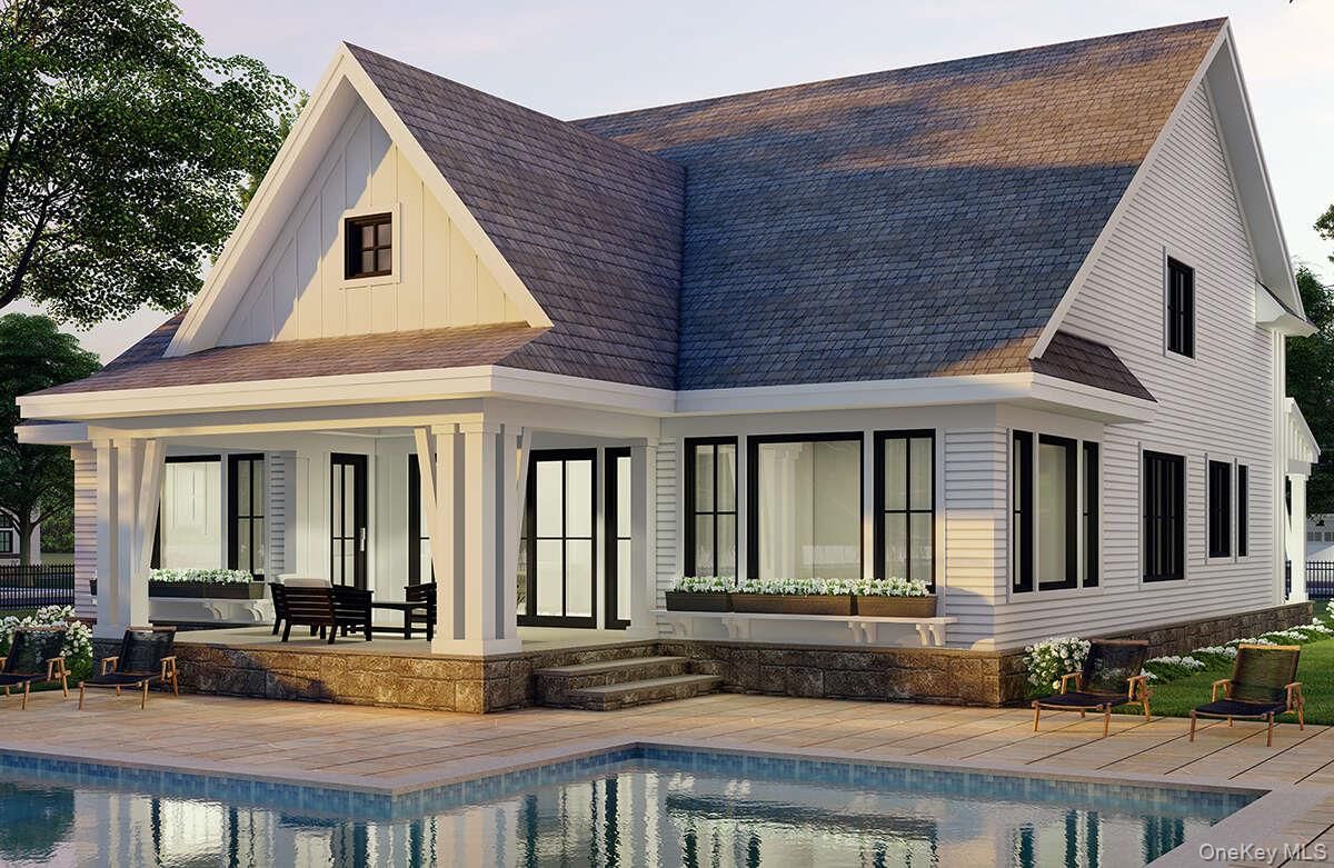 Exterior, Facade, Pool, Farmhouse