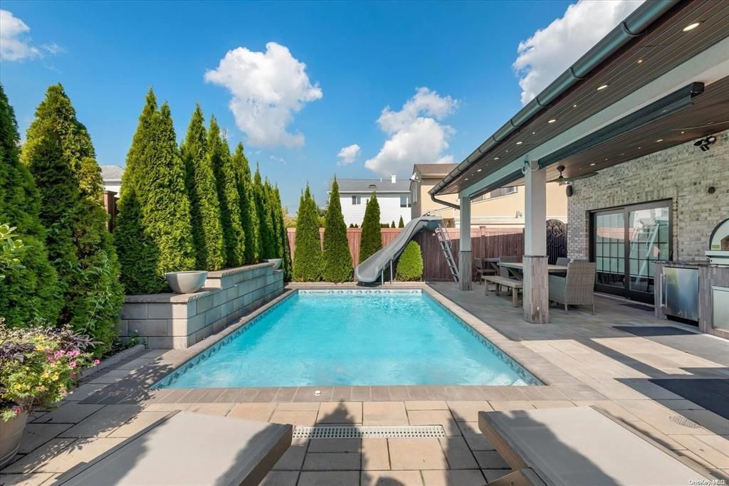 Exterior, Playground, Pool