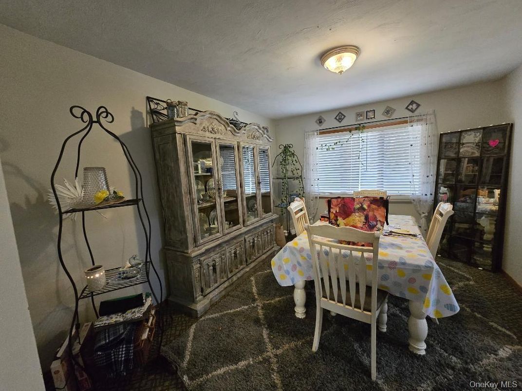Dining room, Interior