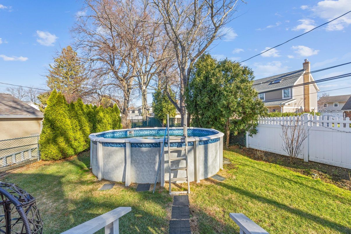 Backyard, Exterior, Pool