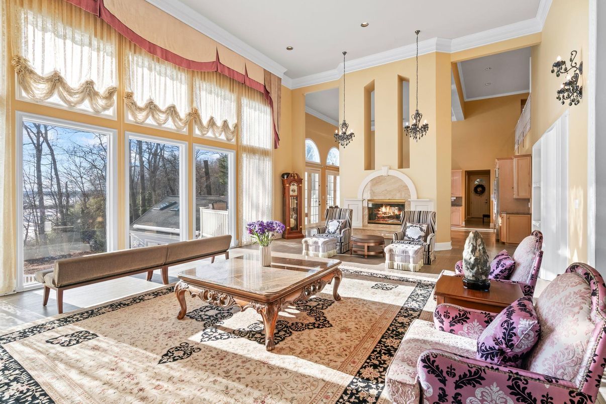 Fireplace, Interior, Living room, Pendant Lights, Recessed Lighting