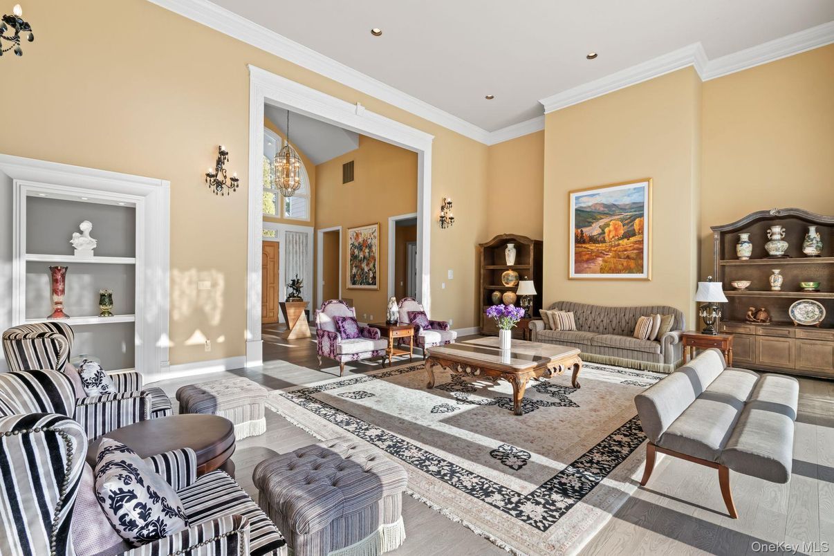 Interior, Living room, Recessed Lighting
