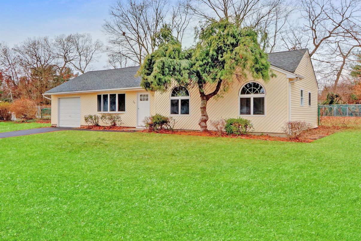 Attached, Backyard, Exterior, Facade, Cape Cod