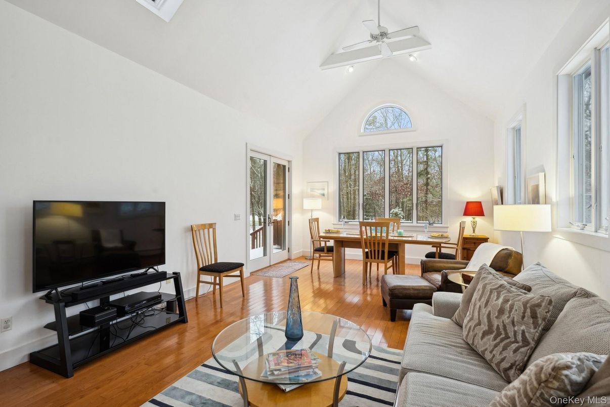Dining room, Interior, Living room, Wood Texture Flooring