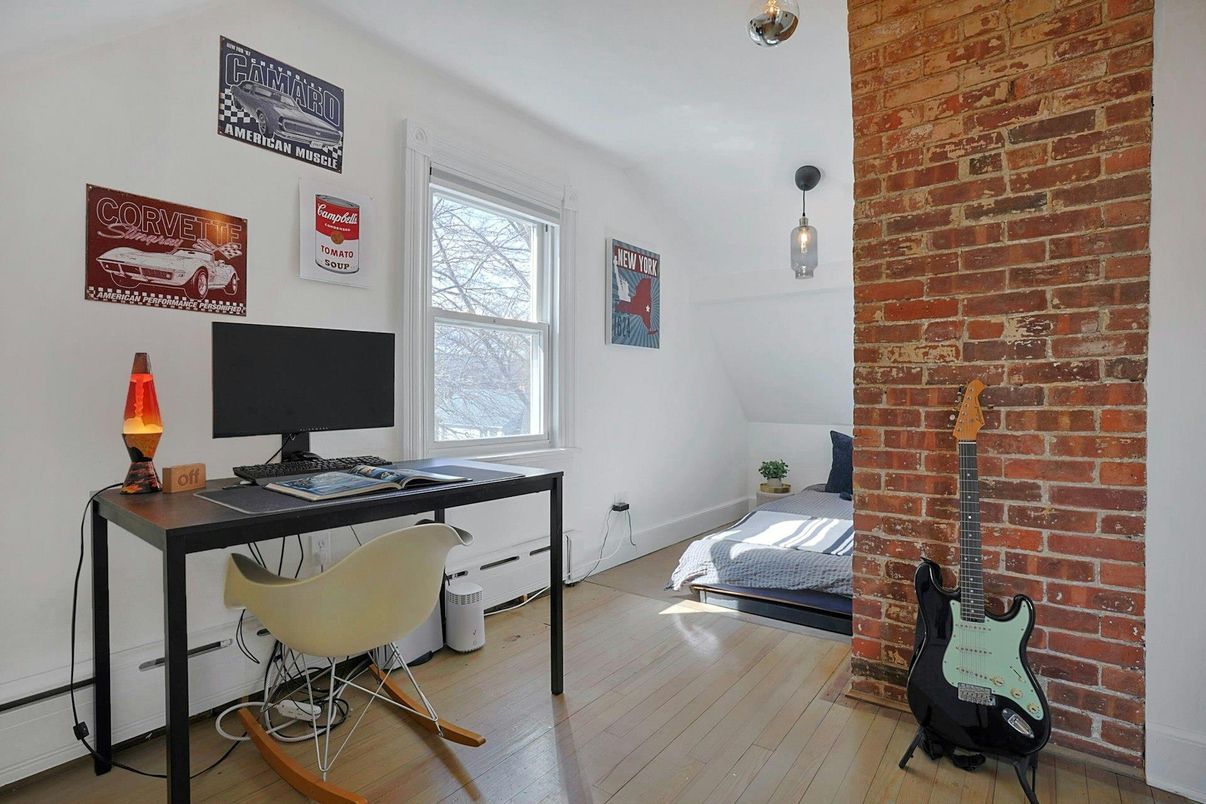 Home Office, Interior, Pendant Lights, Stone Walls, Wood Texture Flooring