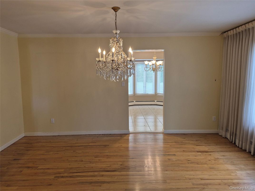 Chandelier, Empty room, Interior, Wood Texture Flooring