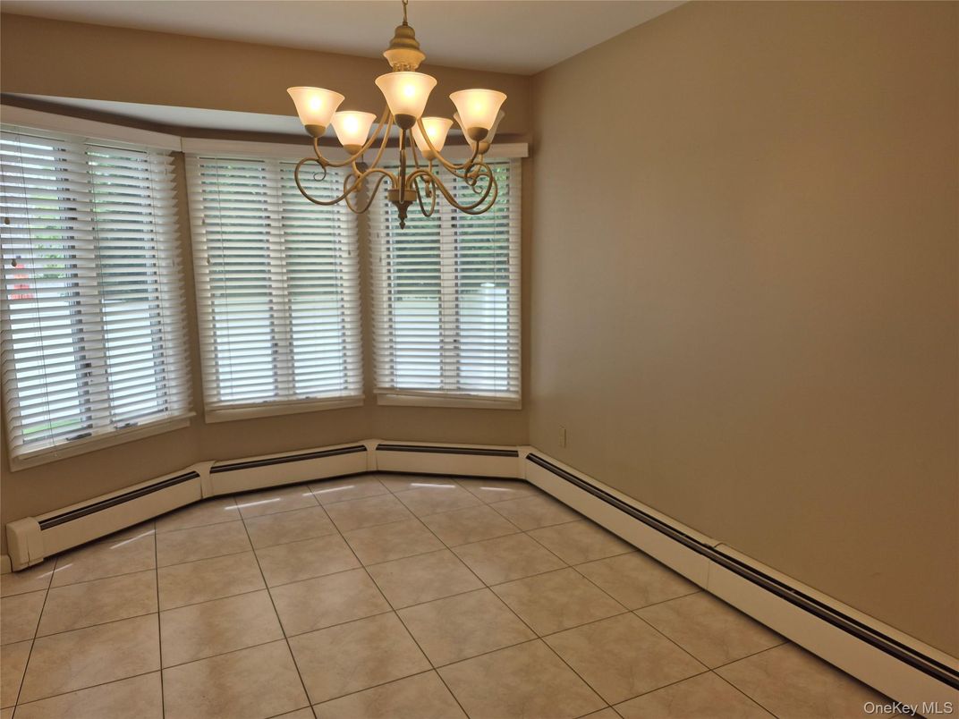 Chandelier, Empty room, Interior