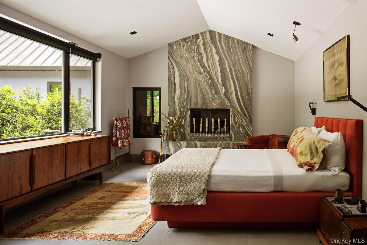 Bedroom, Fireplace, Interior, Recessed Lighting, Wood Texture Flooring