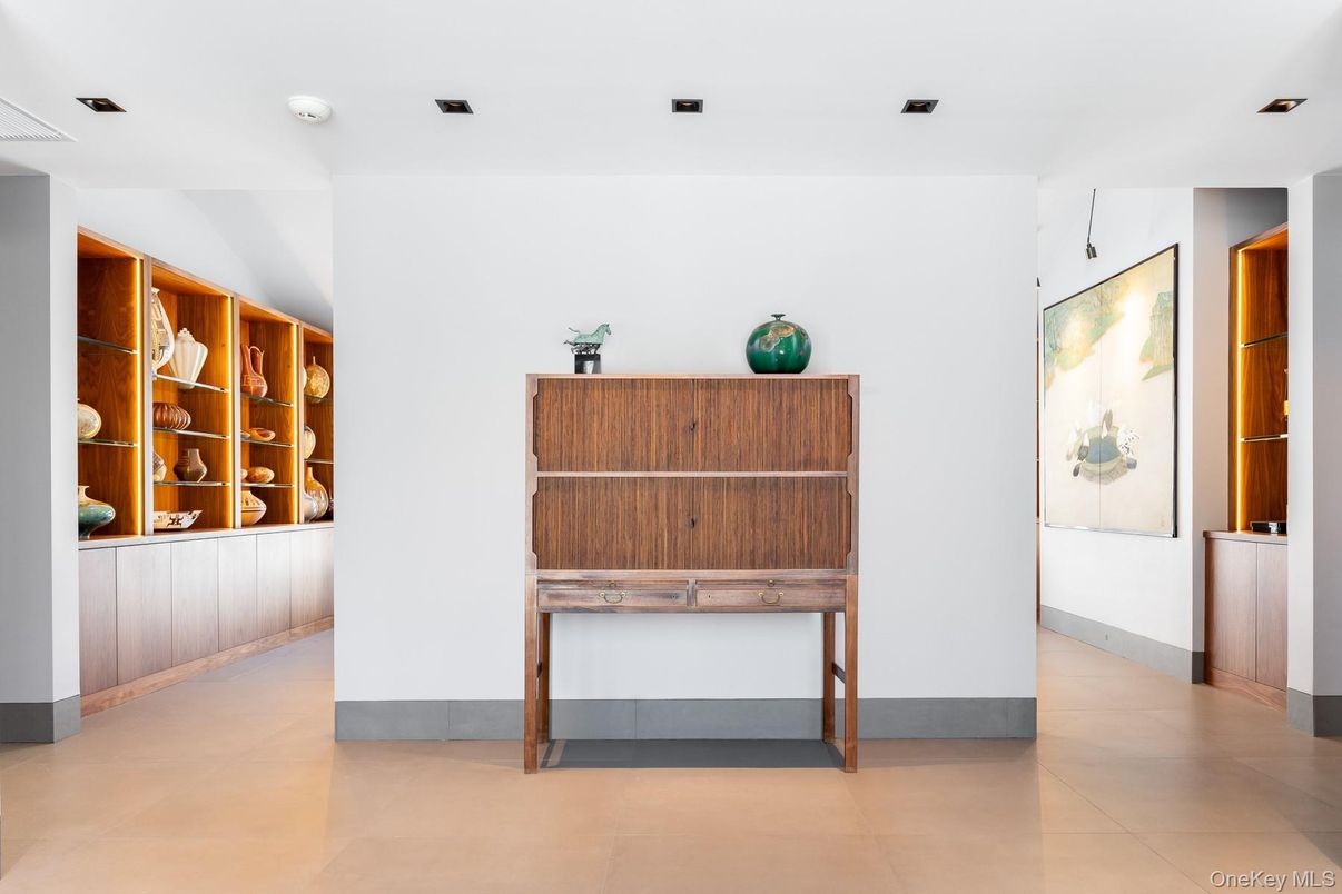 Interior, Recessed Lighting