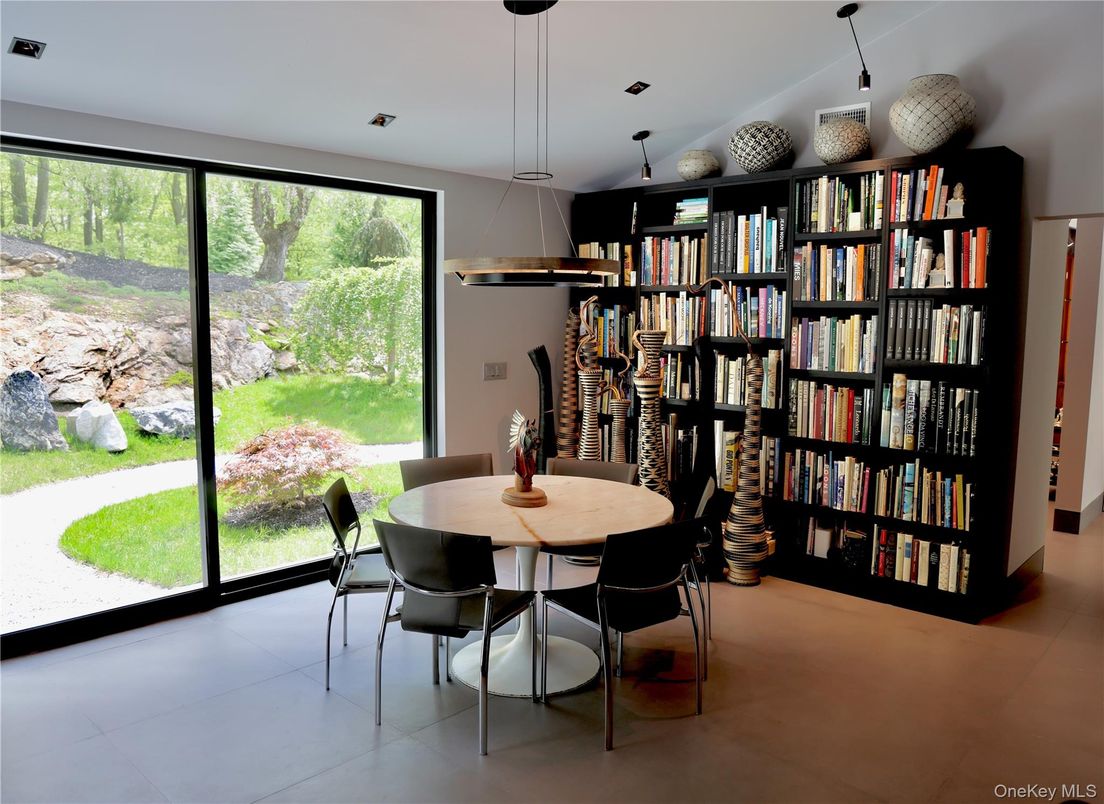 Dining room, Interior, Pendant Lights