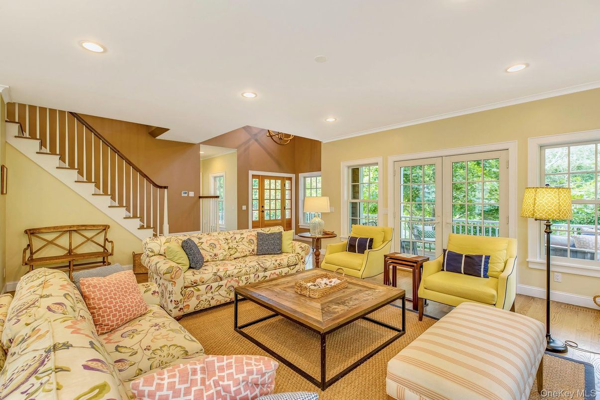 Interior, Living room, Recessed Lighting