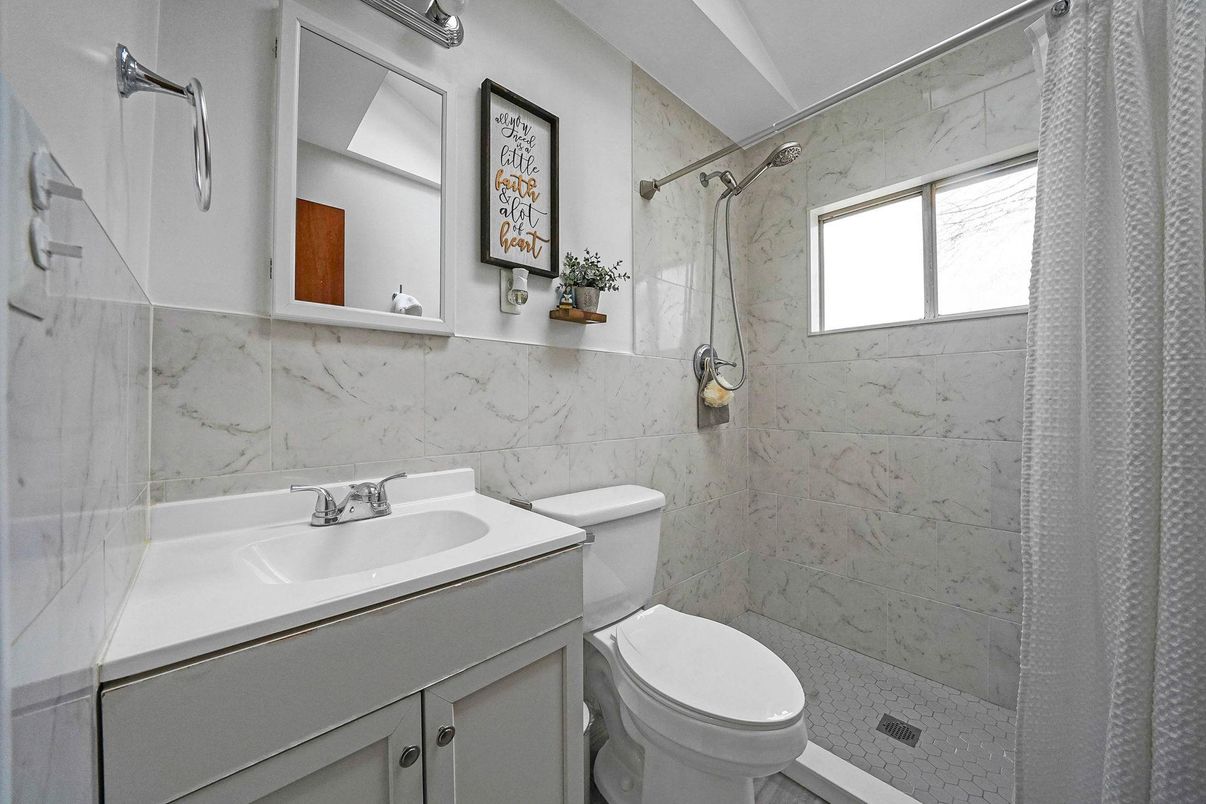 Bathroom, Interior, Marble Walls