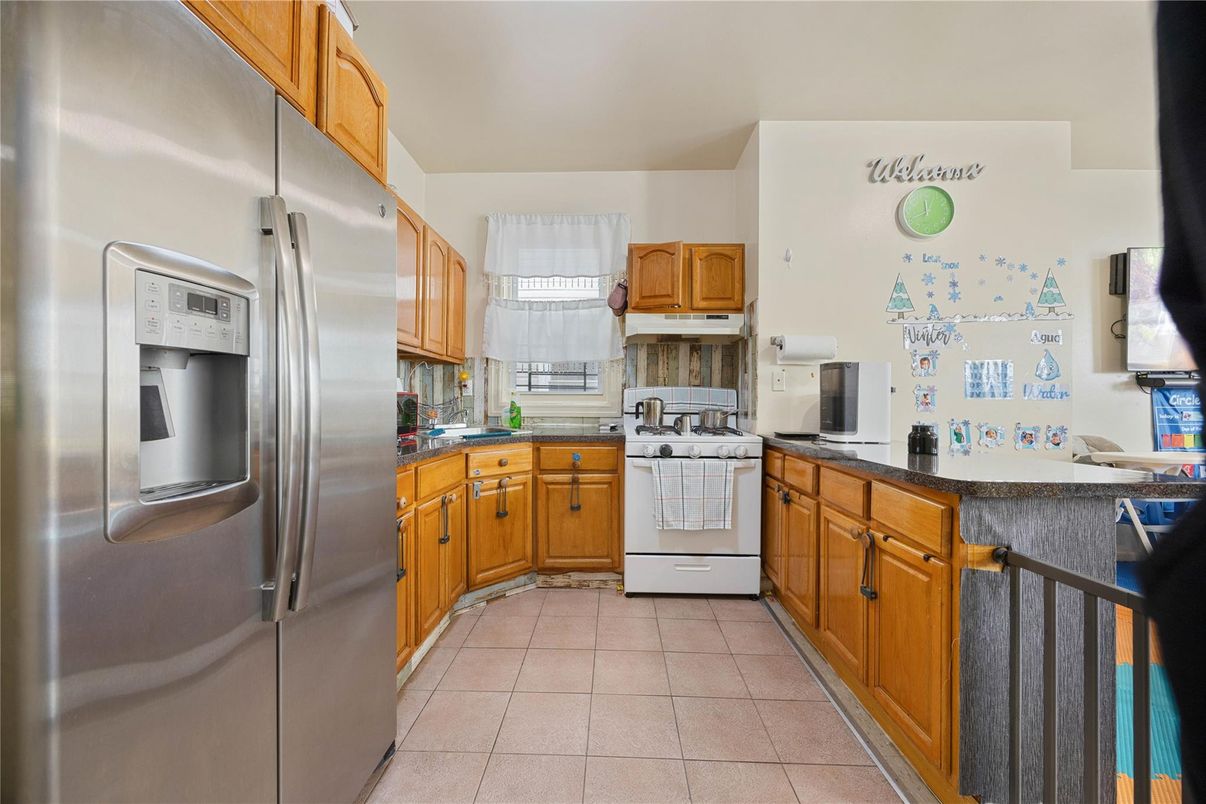 Interior, Kitchen, Stainless Steel Appliances