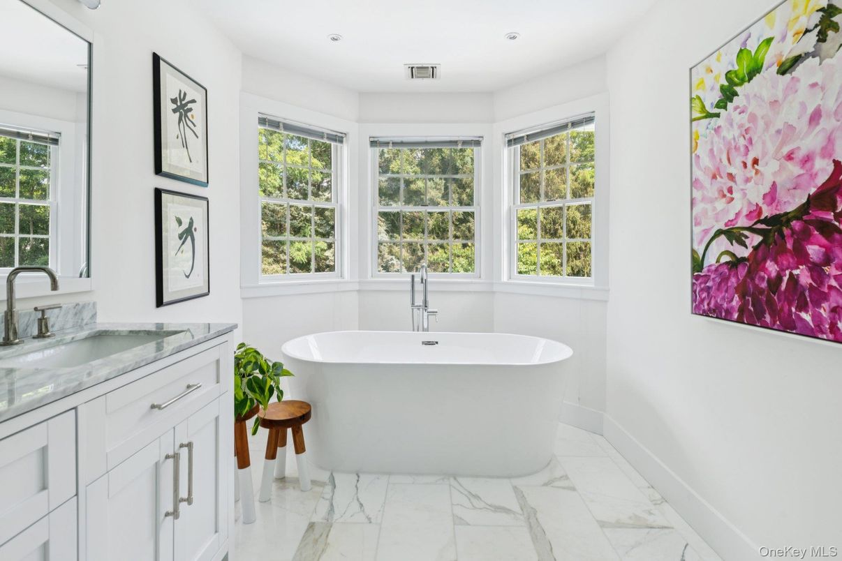 Bathroom, Free Standing Baths, Interior, Marble, Recessed Lighting
