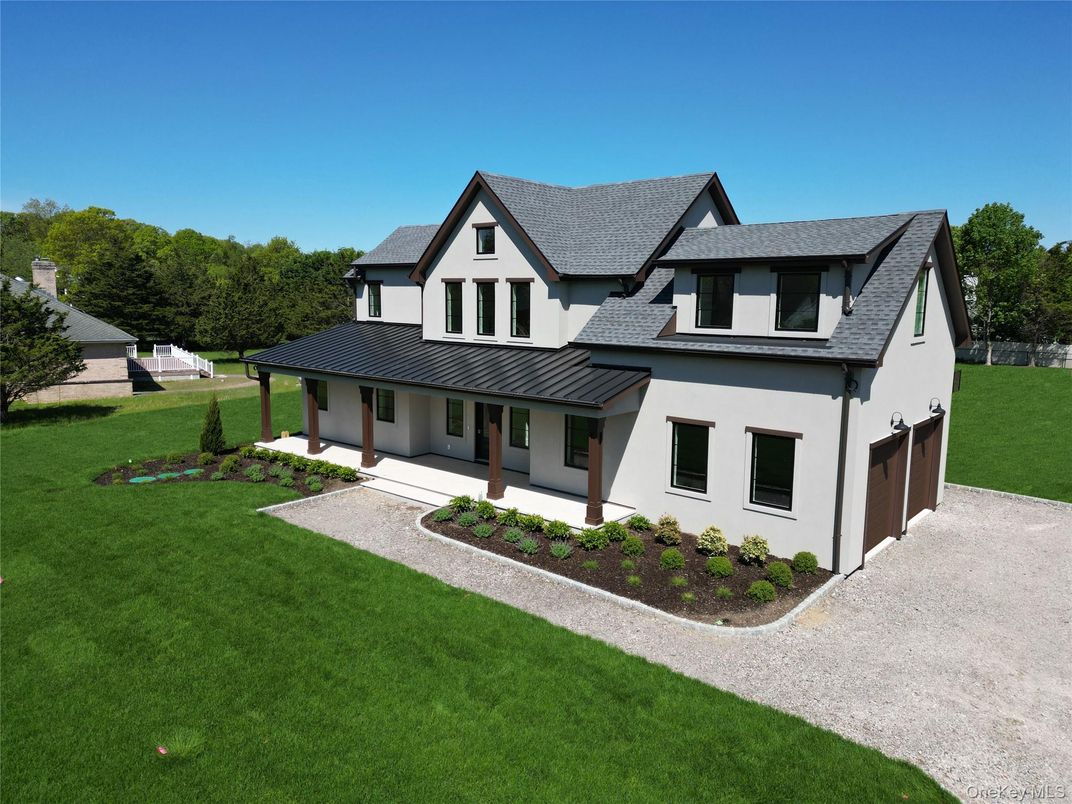 Backyard, Exterior, Facade, Farmhouse