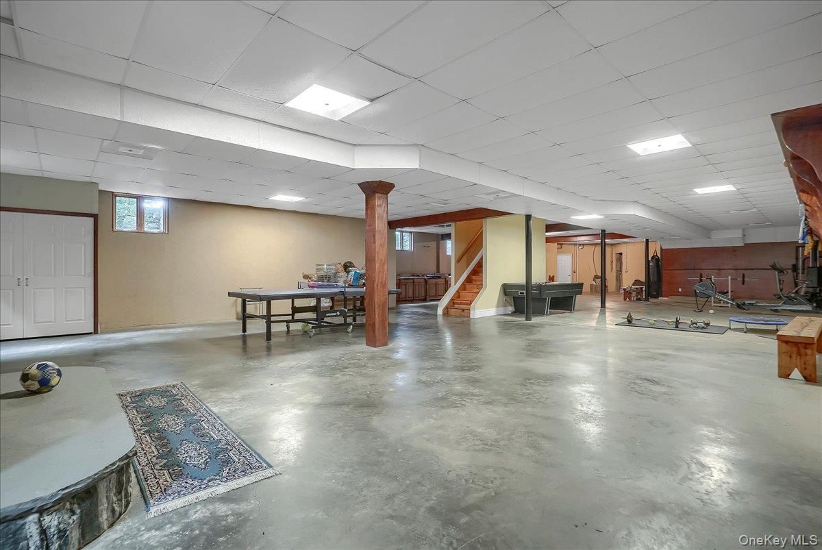 Game Room, Interior, Recessed Lighting