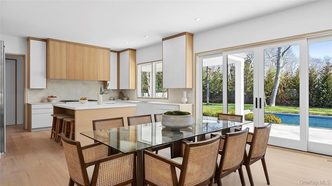 Dining room, Interior, Kitchen, Recessed Lighting, Wood Texture Flooring