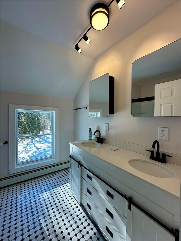 Bathroom, Dual Sink Vanities, Interior
