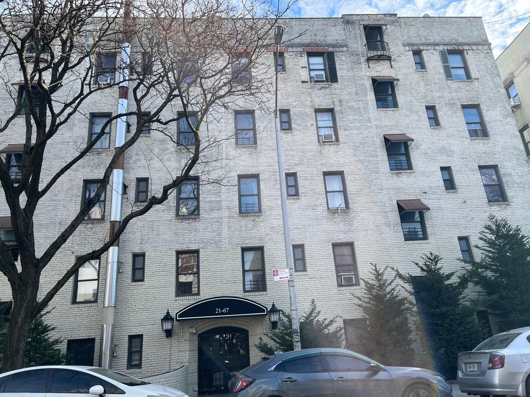 Exterior, Facade, Brick Facade, Condo Building