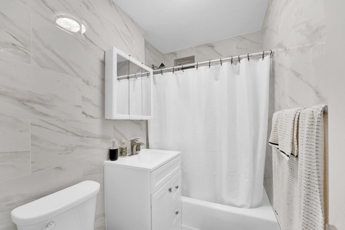 Bathroom, Interior, Marble Walls